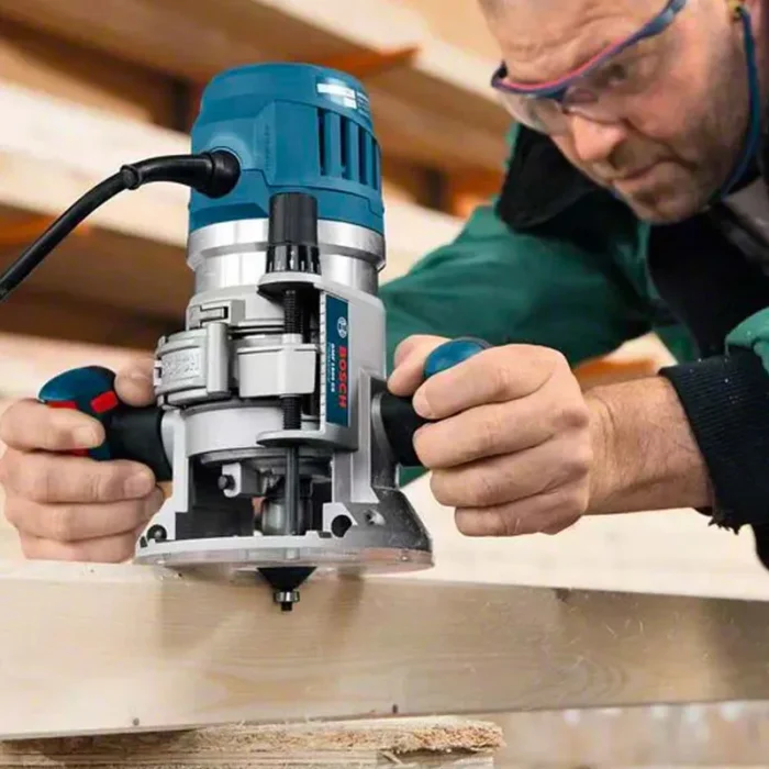 Bosch GOF 1600 CE Plunge Router 12.7mm – 1600W a